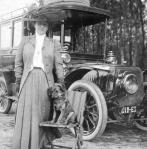 Edith_Berg_and_Flyer